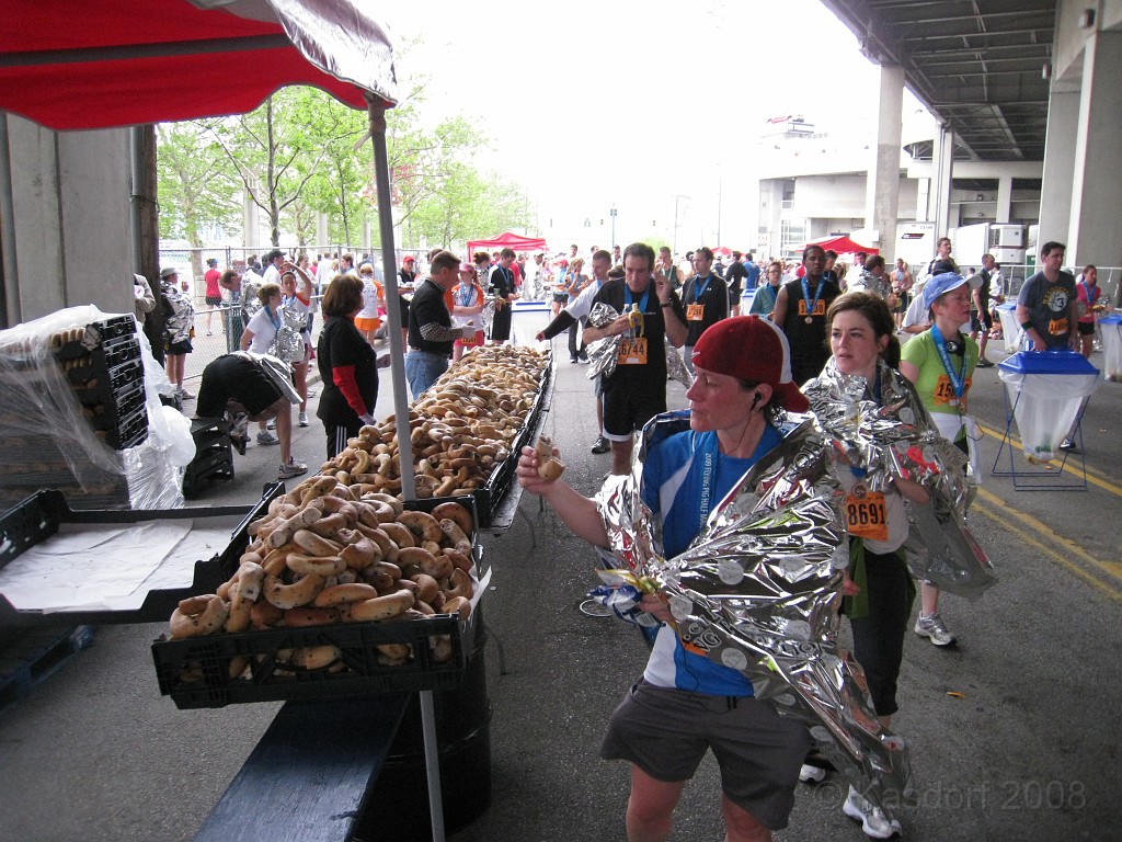 Flying Pig 2009 0350.jpg - Bagels.